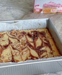 Blondies con manjar y nueces
