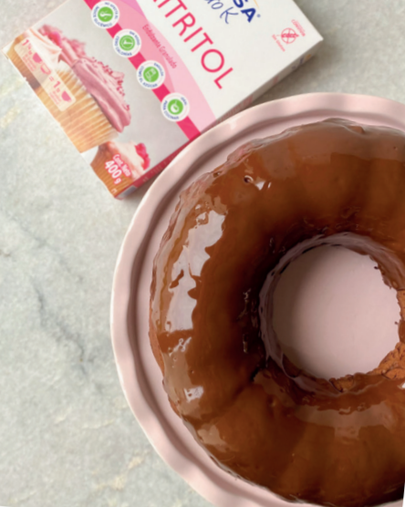 Queque de chocolate bañado en chocolate